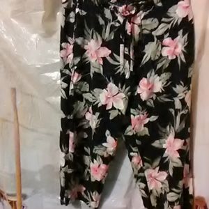Ladies capris